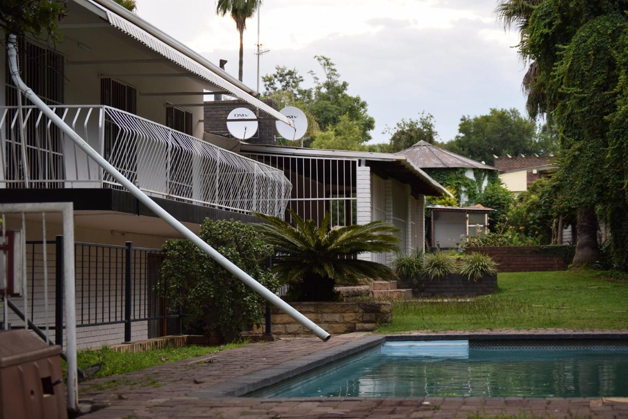 Falcon Lodge Newcastle Exterior photo